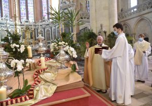 Mgr Papin à la cathédrale de Toul