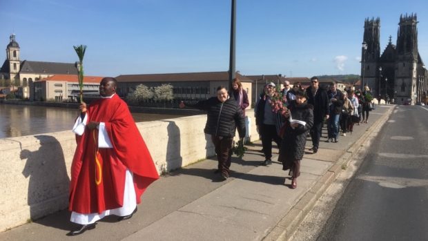 La procession des Rameaux à Pont-à-Mousson